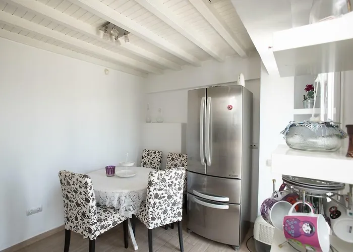 Charming Cycladic-style In Mykonos Old Town * Mykonos Town